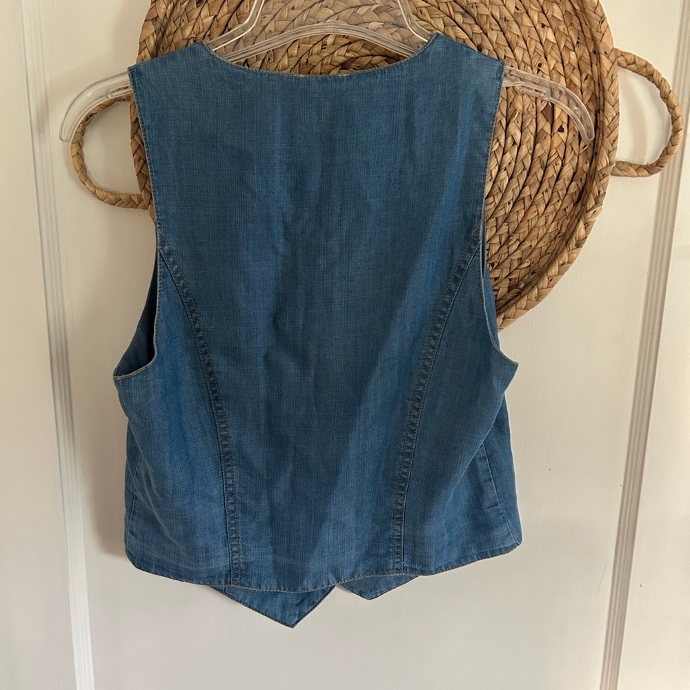 Cute Western Denim Button Front Vest - Blue - Picture 2 of 4
